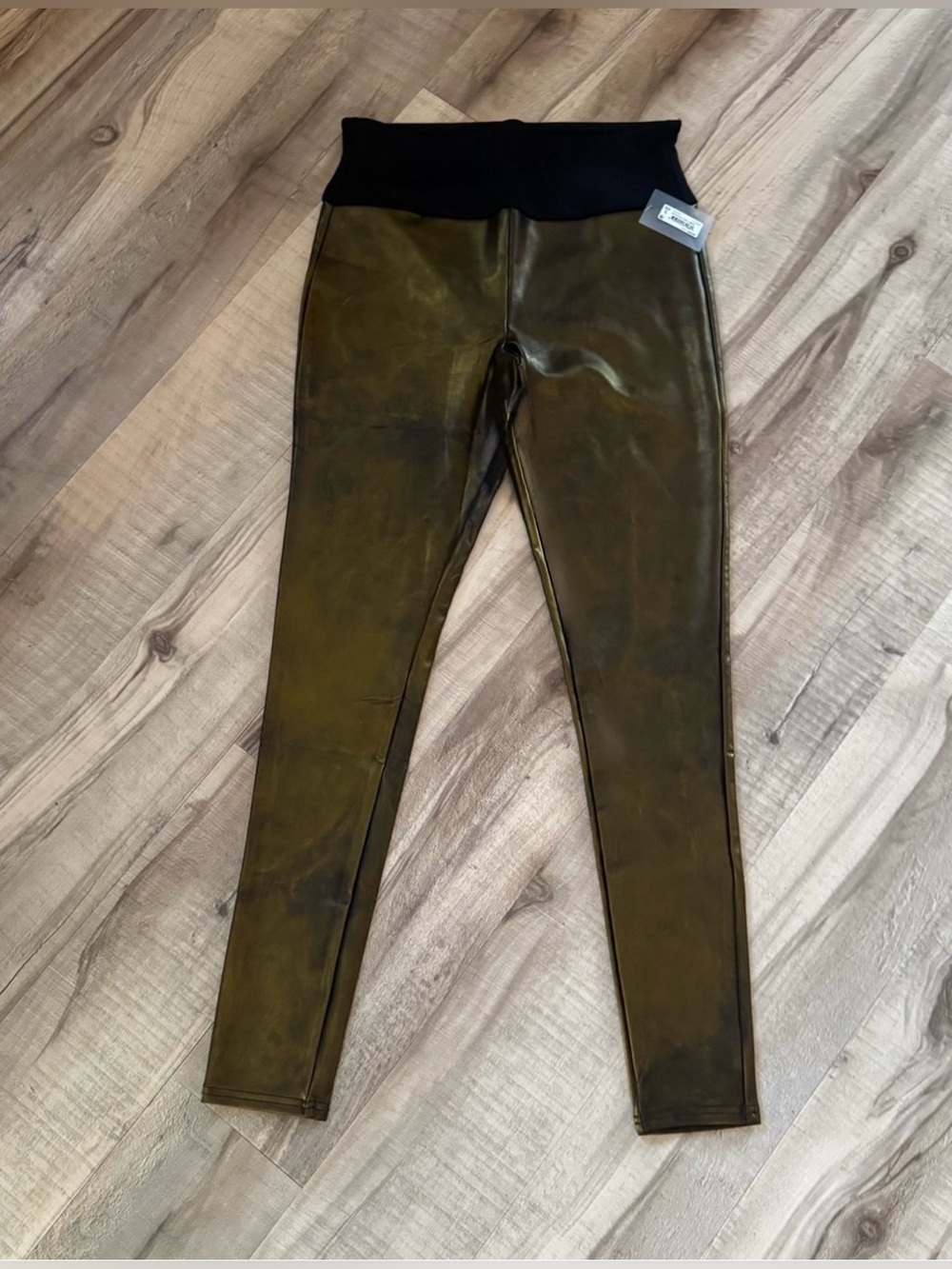 Women’s Gold Metallic All Over Faux Leather Leggings
